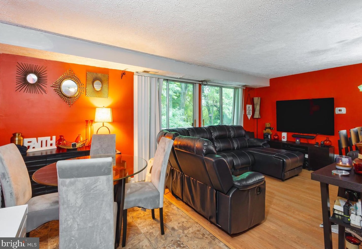 67 Kenwood Dr, Erial, NJ 08081