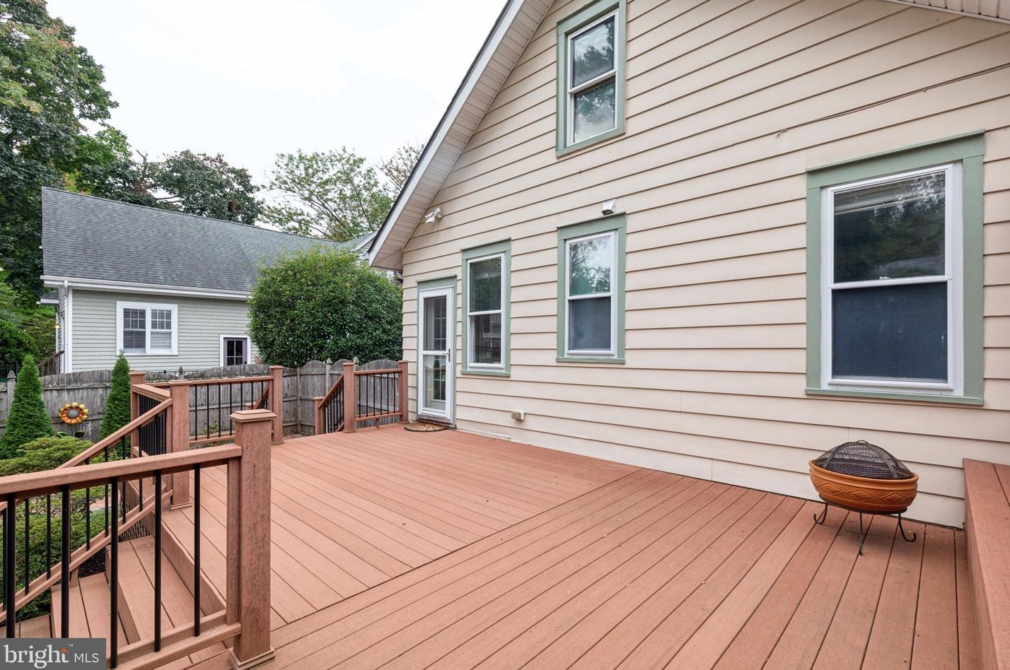 314 Windsor Ave, Haddonfield NJ 08033-1142 exterior