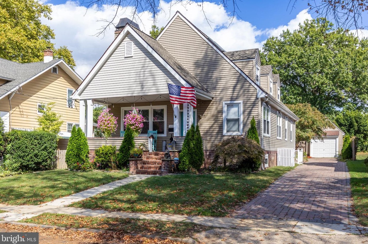 809 Amherst Rd, Camden, NJ 08106