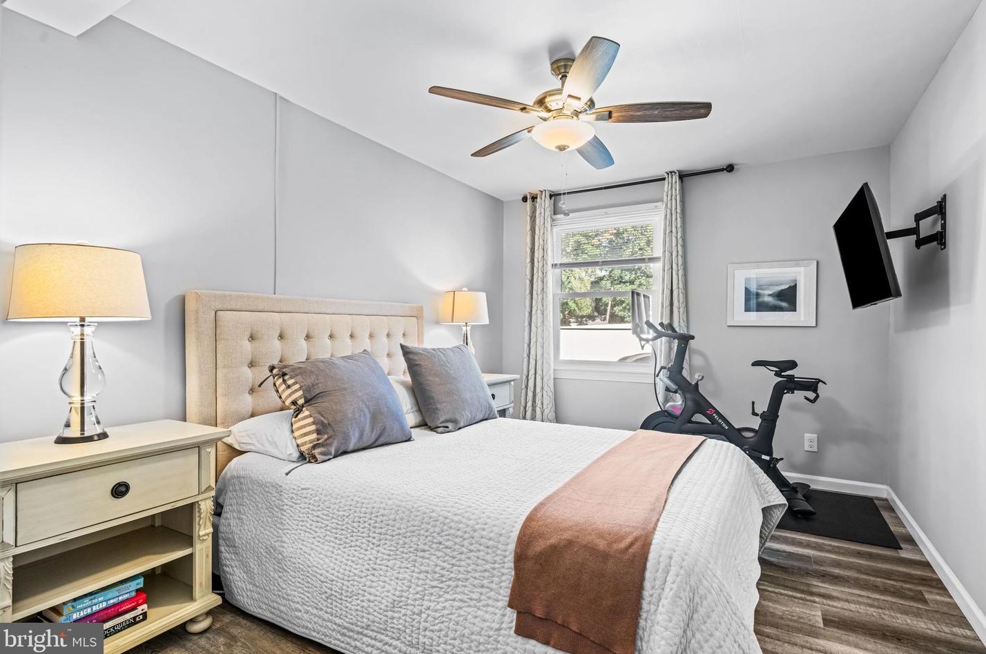 401 White Horse Pike, Haddon Heights NJ 08035-1925 exterior