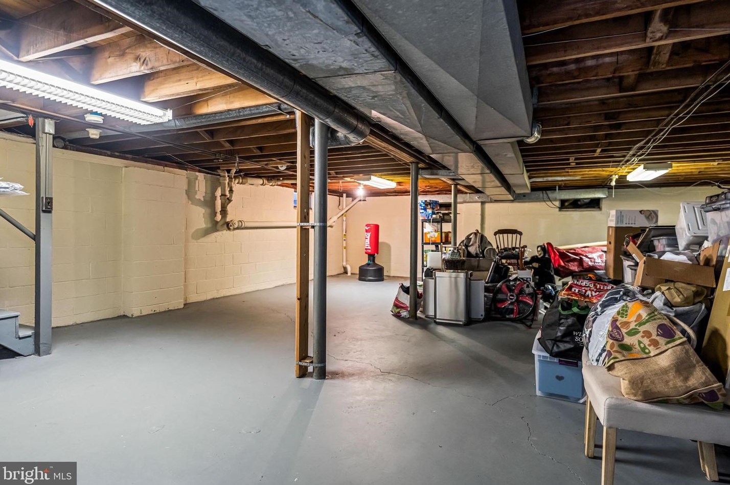 401 White Horse Pike, Haddon Heights NJ 08035-1925 exterior