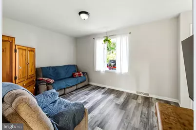 25 Estates Court, Pine Hill, NJ 08021 - Photo 4