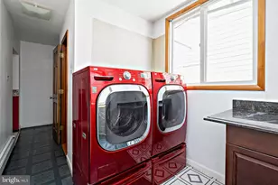 325 Albany Ave, Barrington, NJ 08007 - Photo 36