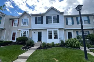 33 Pinehurst Ct, Gloucester Township, NJ 08012 - Photo 2