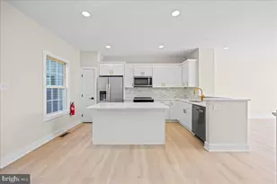 33 Tailor Ln, Sicklerville, NJ 08081 - Photo 16