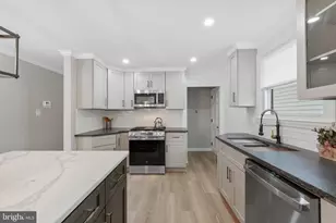 321 Edgewood Ave, Audubon, NJ 08106 - Photo 14