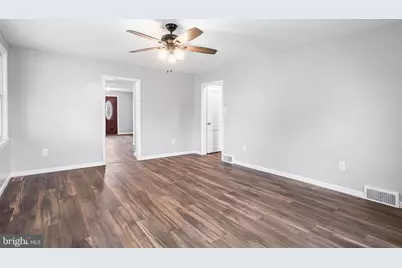 13 S Brill Avenue, Berlin, NJ 08009 - Photo 6