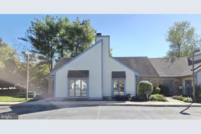 146 Lakeview Drive S #302, Gibbsboro, NJ 08026 - Photo 1