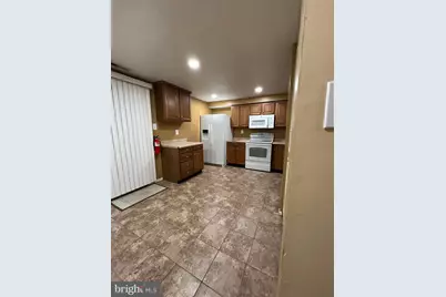 70 Vanderbilt Court, Sicklerville, NJ 08081 - Photo 2