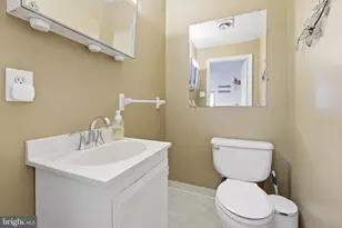 21 Baptist Ln, Gloucester Township, NJ 08012 - Photo 20