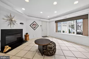 203 Sunshine Lakes Dr, Voorhees, NJ 08043 - Photo 10