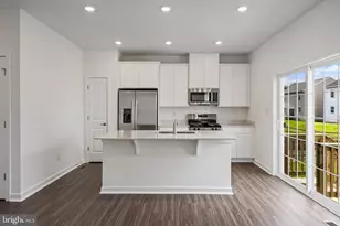 110 Old School House Rd, Sicklerville, NJ 08081 - Photo 8