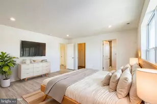 21 Plymouth Rd, Gloucester Township, NJ 08081 - Photo 18