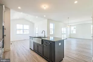 21 Plymouth Rd, Gloucester Township, NJ 08081 - Photo 16