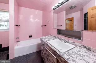 901 Pennsylvania Ave, Cherry Hill, NJ 08002 - Photo 16