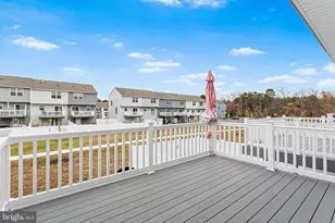 22 Magnolia Wy, Clementon, NJ 08021 - Photo 16