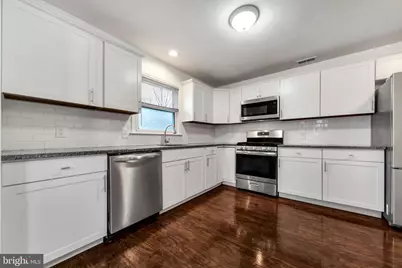 5 S Walnut Circle, Berlin, NJ 08091 - Photo 2