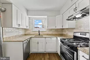 13 Lamont Ct, Sicklerville, NJ 08081 - Photo 14