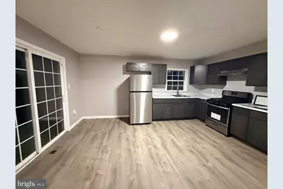 138 Edwards Drive, Gloucester City, NJ 08030 - Photo 4