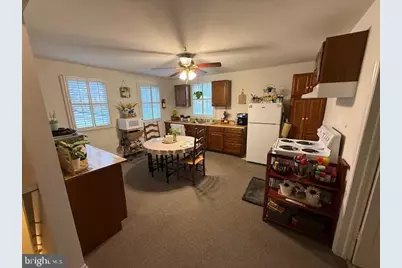 6 E Taunton Avenue, Berlin, NJ 08009 - Photo 14