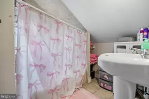 26 E Phoenix Ave, Lawnside, NJ 08045 - Photo 24