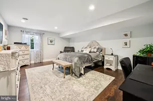 312 Monmouth Dr, Cherry Hill, NJ 08002 - Photo 10