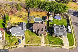 51 Linden Dr, Gloucester Township, NJ 08012 - Photo 2