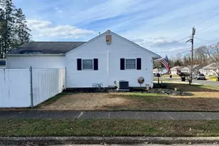 342 Cressmont Ave, Gloucester Township, NJ 08012 - Photo 4