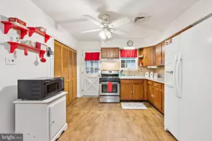 203 Elmtowne Blvd, Hammonton, NJ 08037 - Photo 12