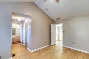 27 Greens Way, Gloucester Township, NJ 08012 - Photo 18