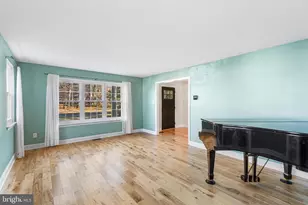 1 Holly Oak Dr, Voorhees, NJ 08043 - Photo 8