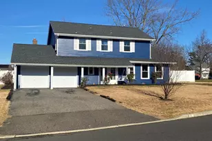 9 Birch Ct, Gloucester Township, NJ 08012 - Photo 2
