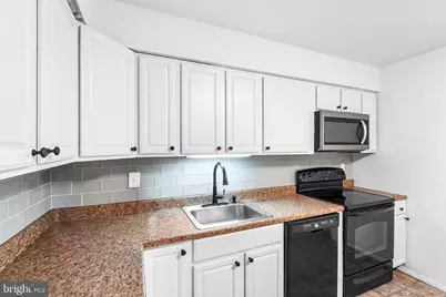 302 Bromley Est, Pine Hill, NJ 08021 - Photo 10