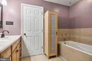 40 Mac Knight Dr, Pine Hill, NJ 08021 - Photo 8