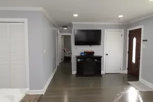 300 Cressmont Ave, Gloucester Township, NJ 08012 - Photo 12