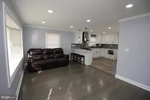 300 Cressmont Ave, Gloucester Township, NJ 08012 - Photo 6