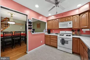 140 Laureba Ave, Stratford, NJ 08084 - Photo 12