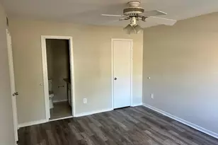 402 Gregorys Way, Voorhees, NJ 08043 - Photo 16