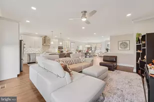 11 Kristian Dr, Sicklerville, NJ 08081 - Photo 10