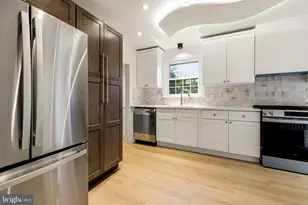 215 N Vineyard Blvd, Collingswood, NJ 08108 - Photo 6