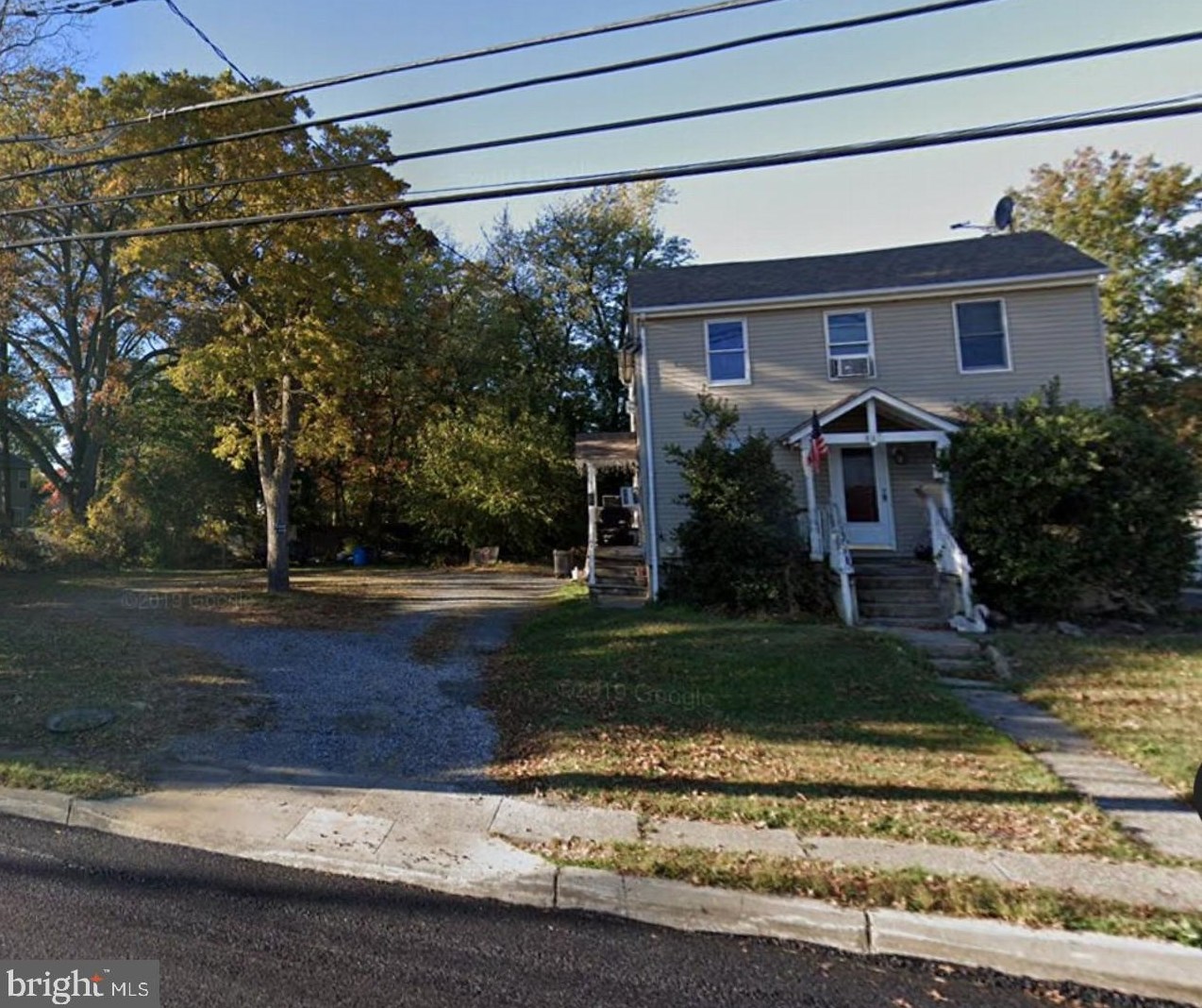 321 Evesham Ave, Magnolia, NJ 08049-1724