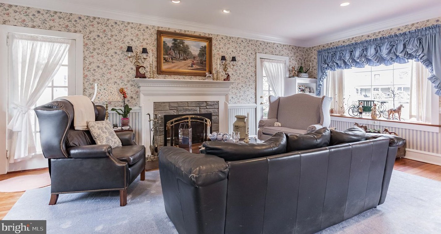 316 Chestnut St, Tavistock, NJ 08033