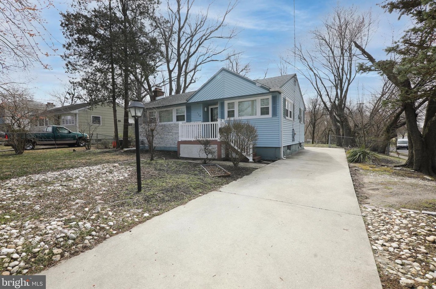 128 Webster Ave, Stratford, NJ 08084