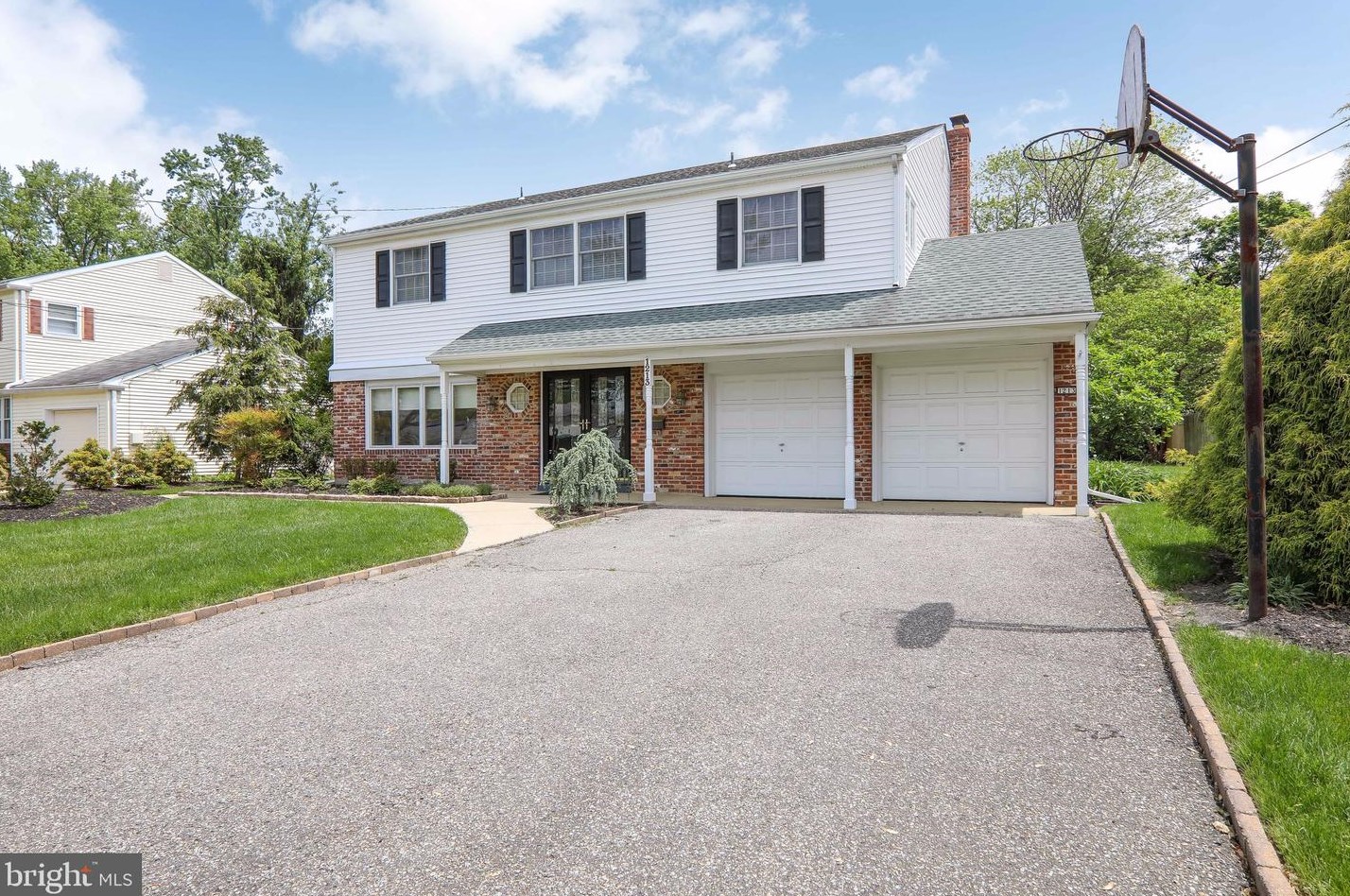 1213 Heartwood Dr, Cherry Hill, NJ