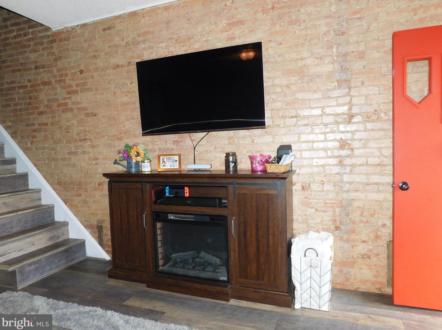 926 Somerset St, Gloucester, NJ 08030