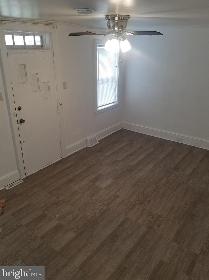 3028 N Merrimac Rd, Camden, NJ 08104