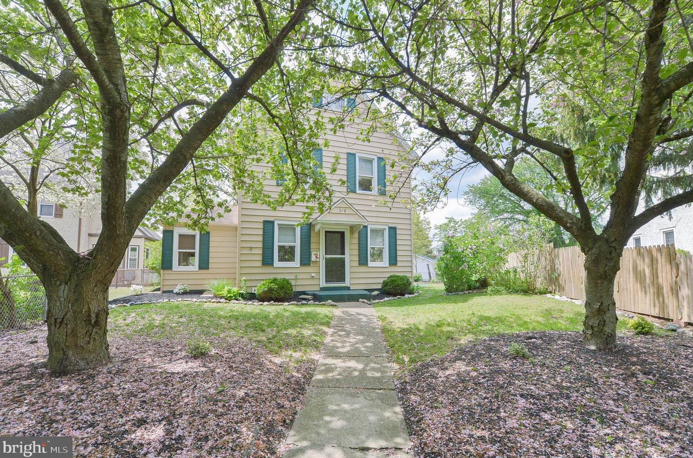 218 Noreg Pl, Gloucester, NJ 08030