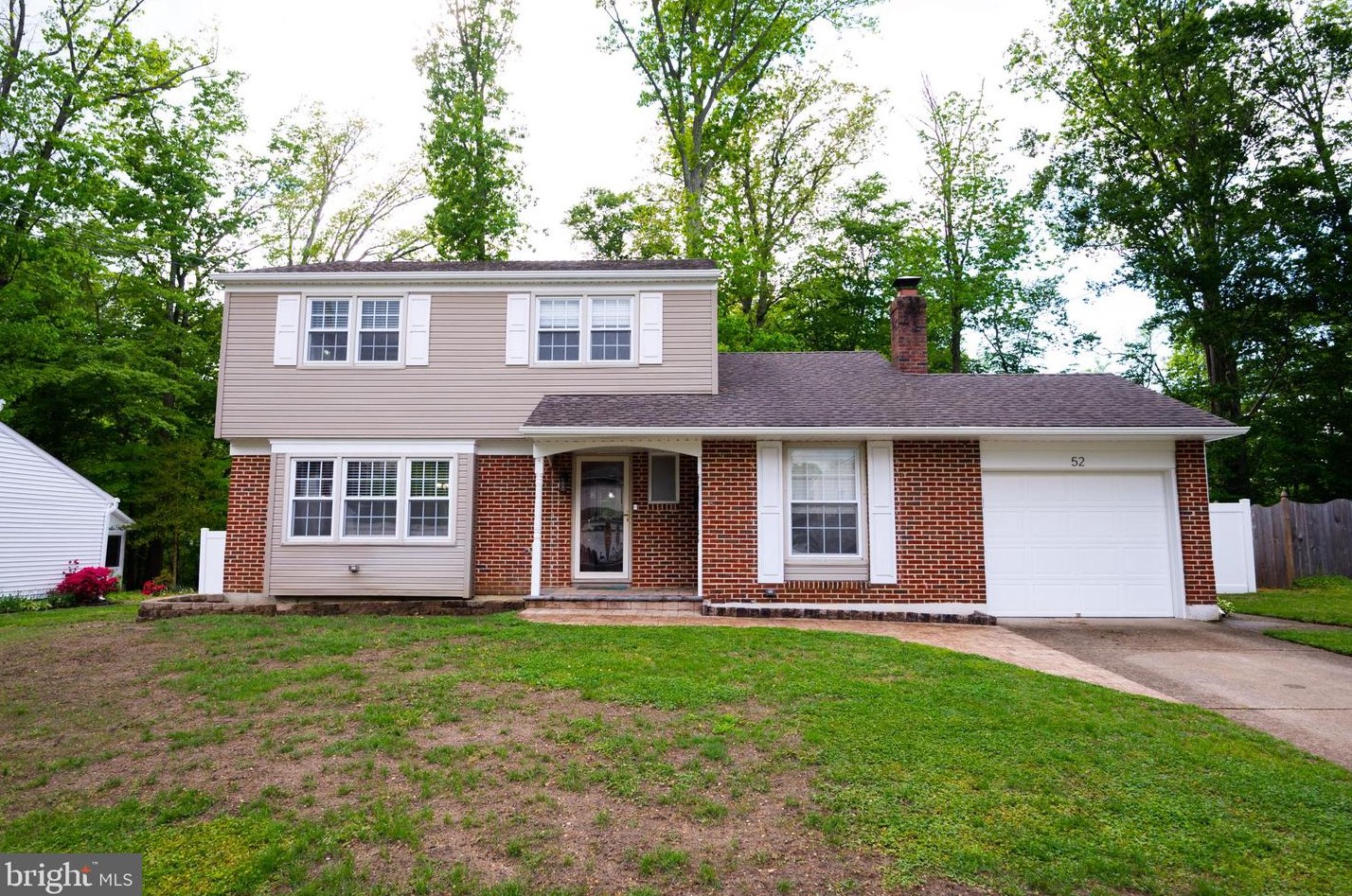 52 Saratoga Rd, Stratford, NJ 08084