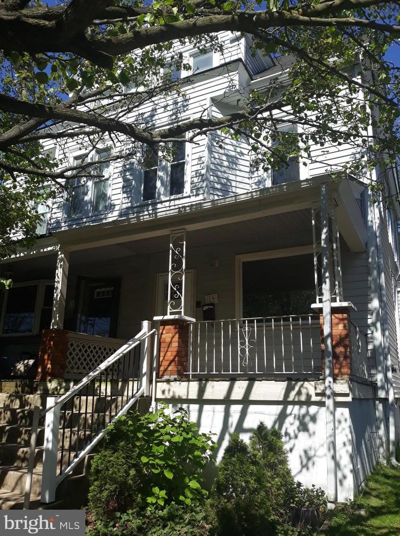 19 Lincoln Ave, Camden, NJ 08108