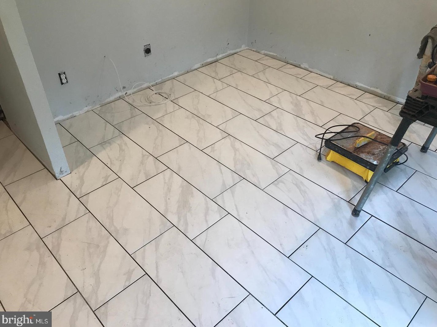 18 Medford Ct, Erial, NJ 08081-2021